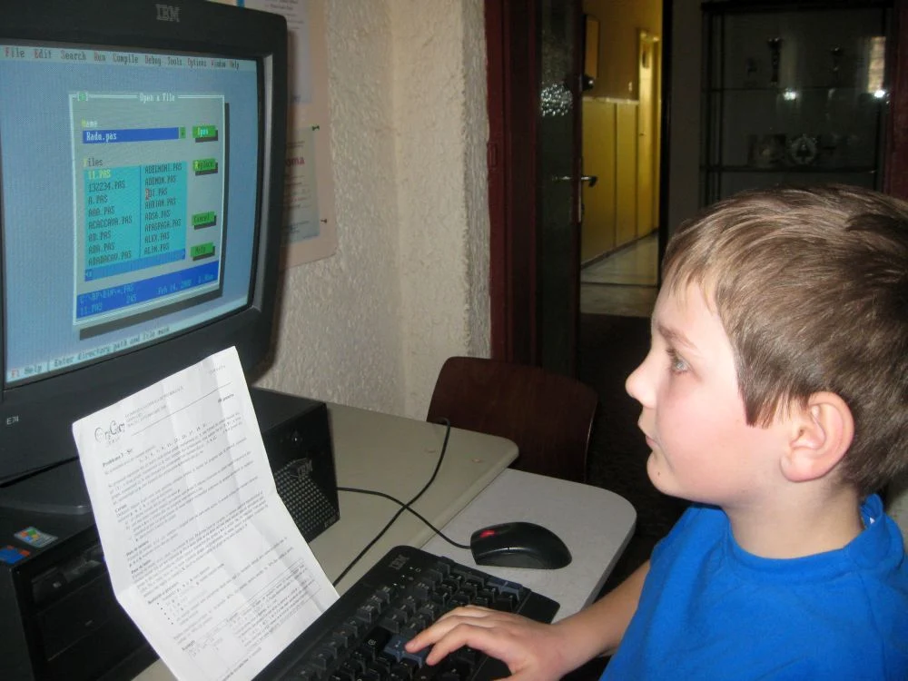 Radu Andrei a început să facă programare pe calculator de la opt ani