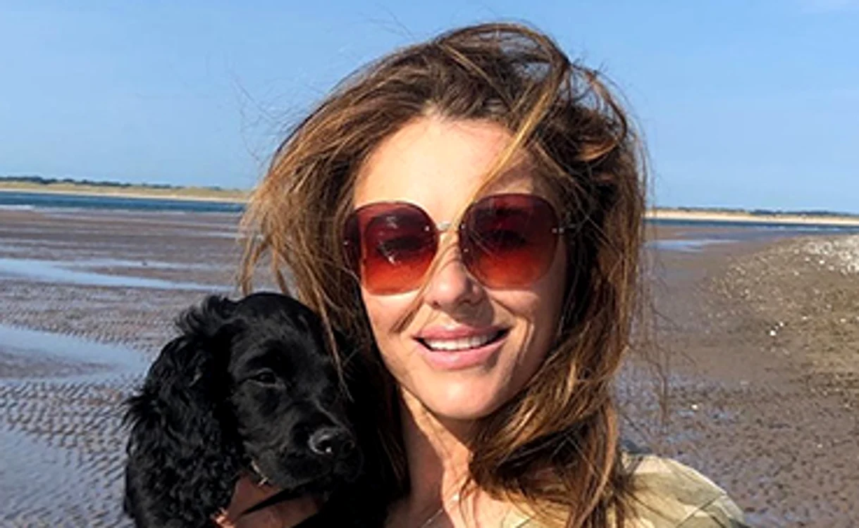 
    Elizabeth Hurley, 56 de aniFoto: Instagram  