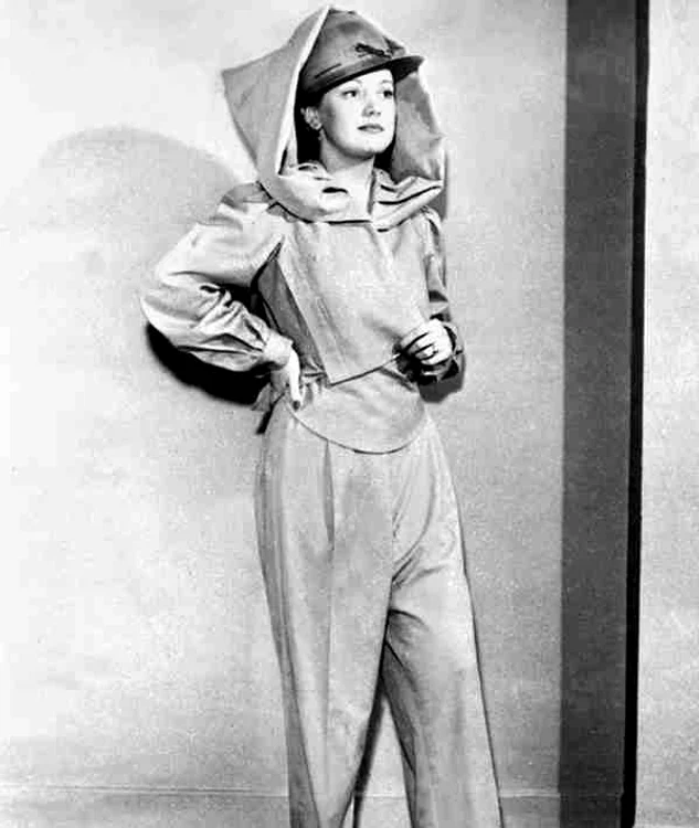 „Costum de sirenă”; New York, 1941