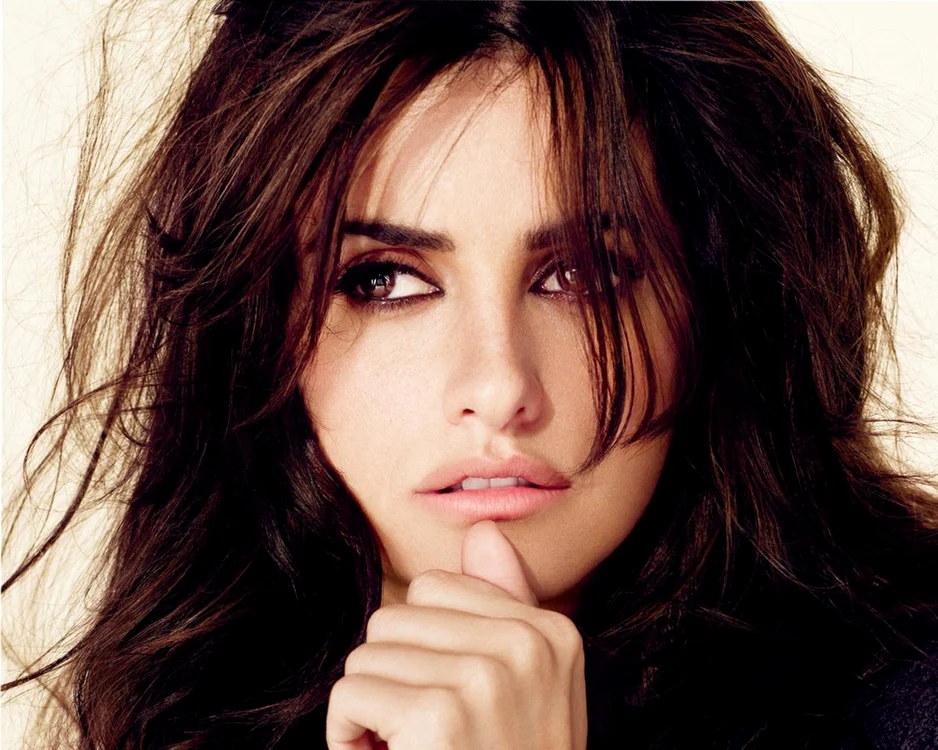 
    Penelope Cruz  
