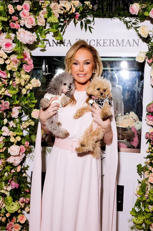 Kathy Hilton la petrecerea ei aniversară