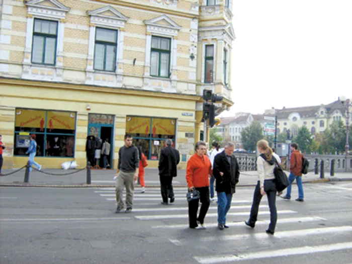 Oradea: Obligaţi să bată recordul de viteză pe zebră