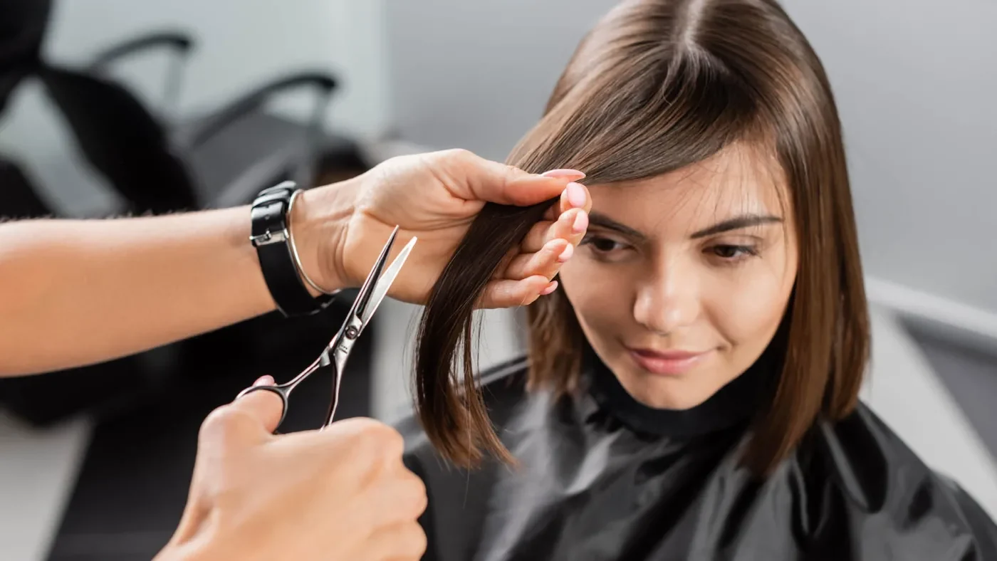 4 coafuri pentru păr subțire care dublează volumul.