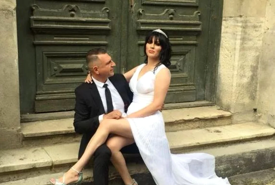 Mezinul familiei, Christian Jr., a fost creștinat în aceeași zi în care părinții lui și-au rostit jurămintele în fața altarului bisericii Foto: Facebook