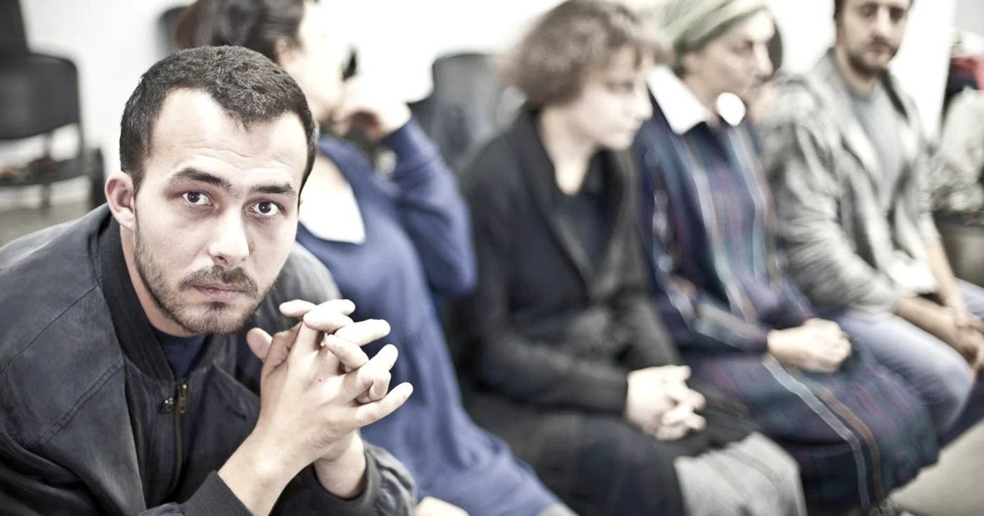 „Nu ne-am născut în locul potrivit“, spectacol de teatru documentar