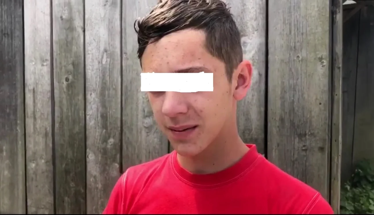 Unchiul fetei nu şi-a dat seama că micuţa este rănită. FOTO: Arhivă personală