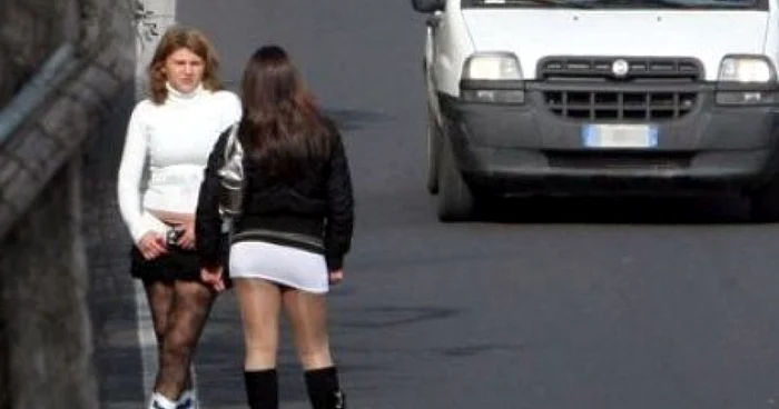 De obicei, prostituatele erau depistate în zona Coloanei Infinitului 