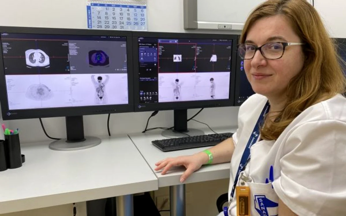 
    Dr. Cristina Iftode  