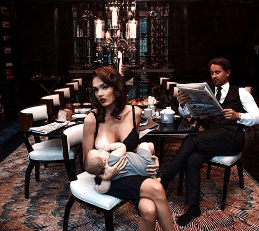 Cele mai sexy imagini cu Tamara Ecclestone (31 de ani): Alăptează într-o ședință foto