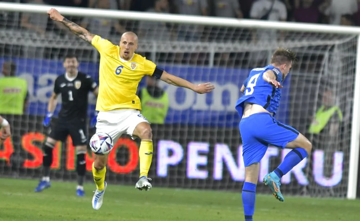 Chiricheș a fost cel mai slab jucător român în meciurile naționalei din iunie (FOTO: Sportpictures)