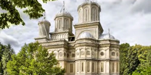 Mănăstirea Curtea de Argeş