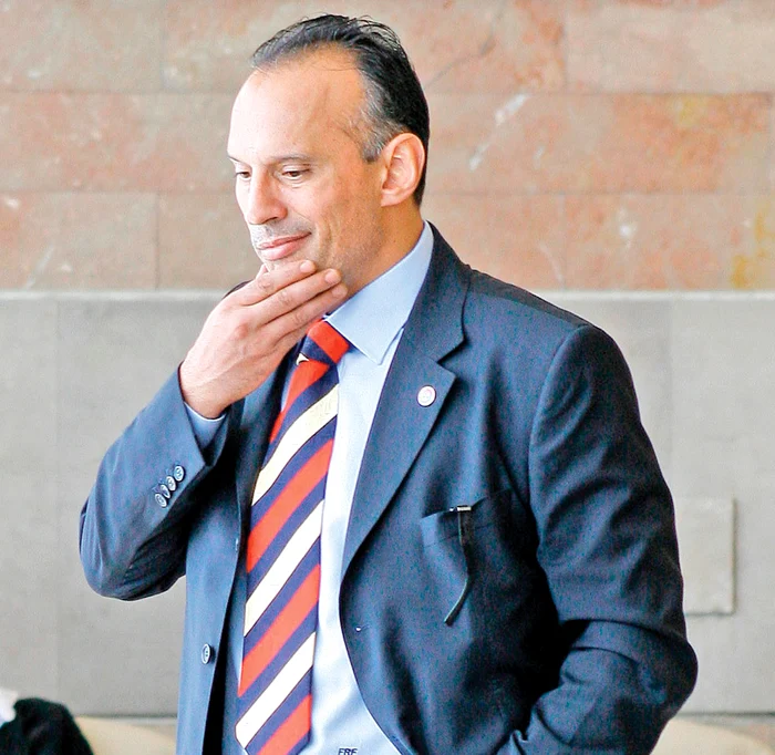 Preşedintele ieşenilor, Florin Prunea, e tentat să plece de la echipă