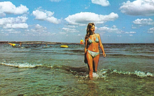 Litoralul bulgăresc la Marea Neagră in anii 70 si 80 Sursa Ilustrate ,Delcampe (6) jpg