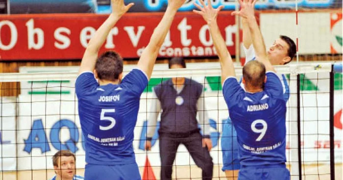 Constănţenii şi sălăjenii (în albastru) sunt siguri că vor organiza turnee finale