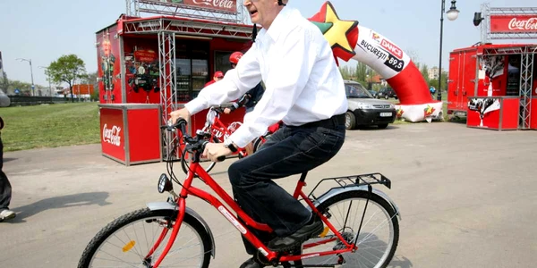 Sorin Oprescu pe bicicleta