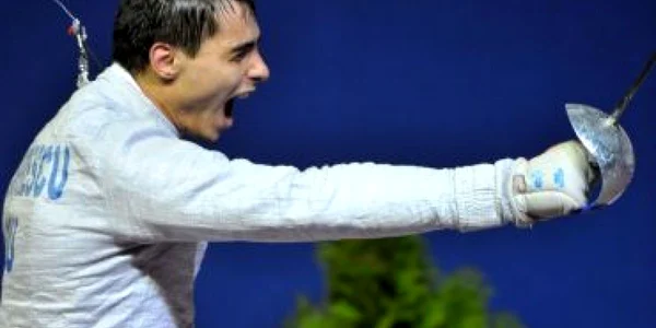 SCRIMĂ: Rareş Dumitrescu s-a calificat în semifinalele Campionatului Mondial !