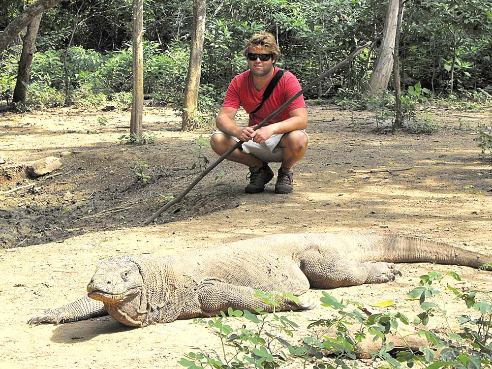 În insula Komodo din Indonezia s-a întâlnit cu faimosul dragon