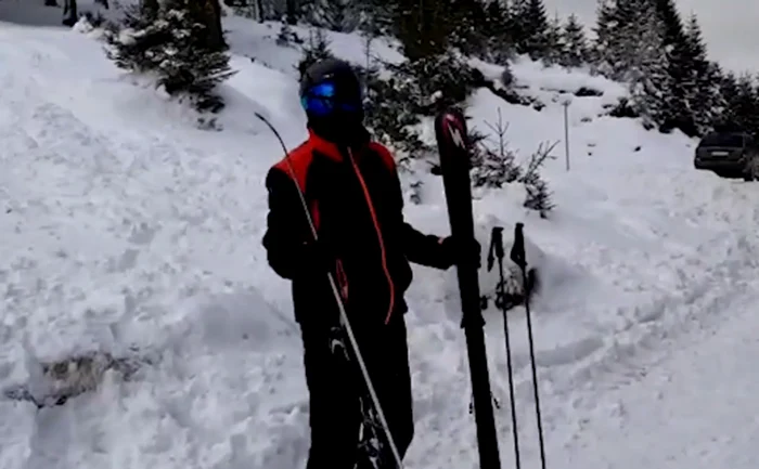 Ianuarie 2019. Mai mulți turiști s-au fotografiat cu președintele pe pârtie Foto: Facebook / Moga Marian Bogdan