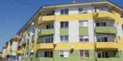 Să cumpăr sau nu o casă la preţurile actuale?