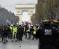 Lupte de stradă între vestele galbene şi poliţişti la Paris Franta FOTO AFP