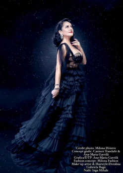 Carmen Trandafir a lansat, recent, albumul „Măști”, la care a colaborat și cu fiica sa, Ana Grădinescu (17 ani) foto: Milona Hristov