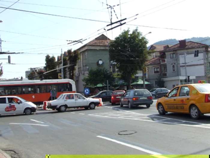 Neamţ: Parcări etajate pentru deblocarea traficului (CAMPANIE)