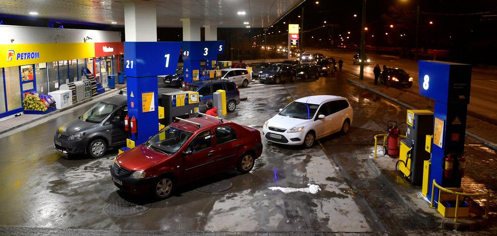 Ordonanța invizibilă de combatere a creșterii prețurilor la carburanți: „Scade riscul penuriei, dar efectele sunt inexistente”