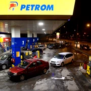 Benzinărie - combustibil - motorina - benzina - pompa FOTO Inquam Photos / Alex Nicodim
