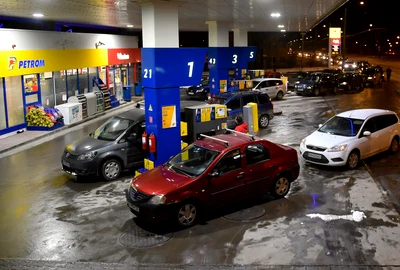 Benzinărie - combustibil - motorina - benzina - pompa FOTO Inquam Photos / Alex Nicodim