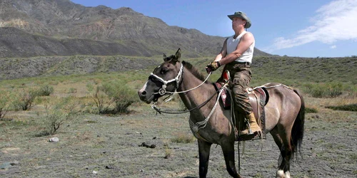 Putin calare pe cal in regiunea Tuva FOTO EPA EFE jpg