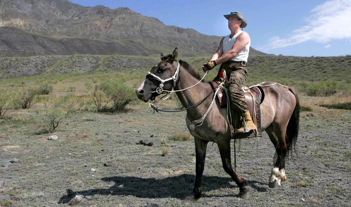 August 2007: Putin în timpul unei vacanțe în Tuva într-o fotografie de propagandă FOTO EPA-EFE