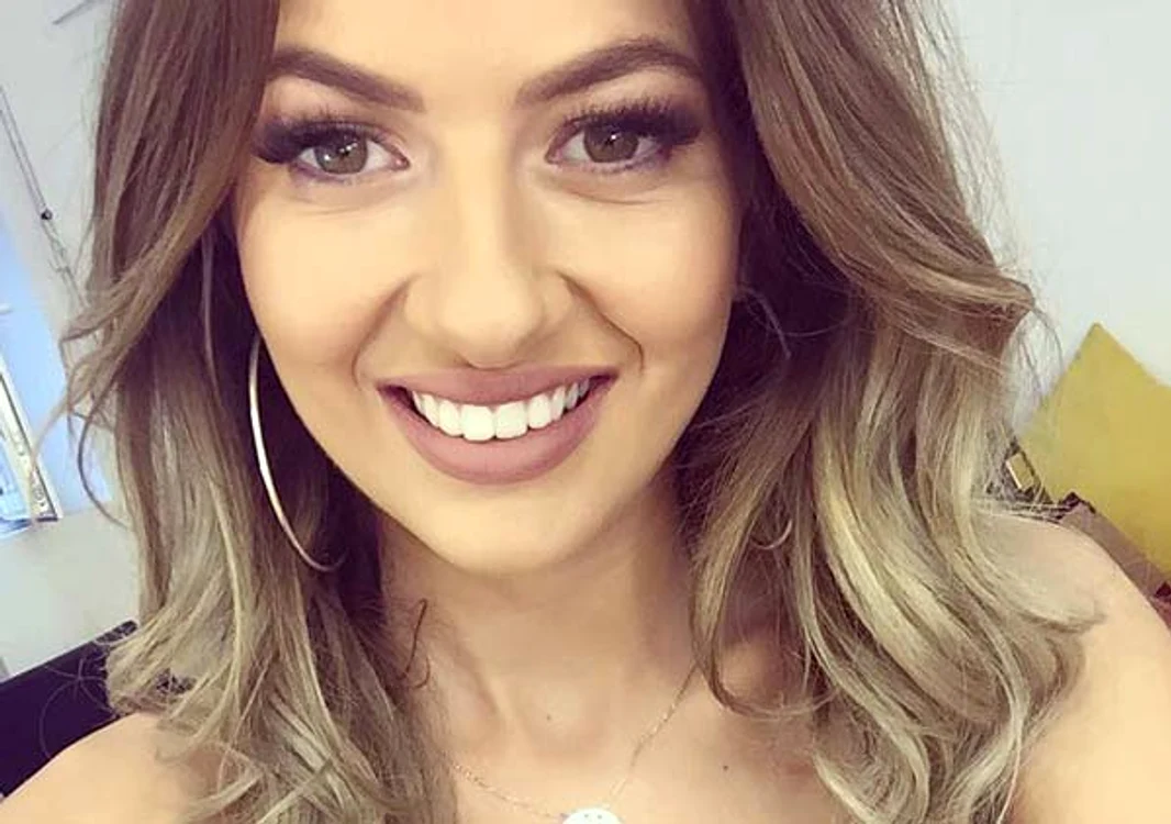 
    Lidia Buble radiază de fericire de când s-a cuplat cu Răzvan Simion FOTO: Arhiva personală  