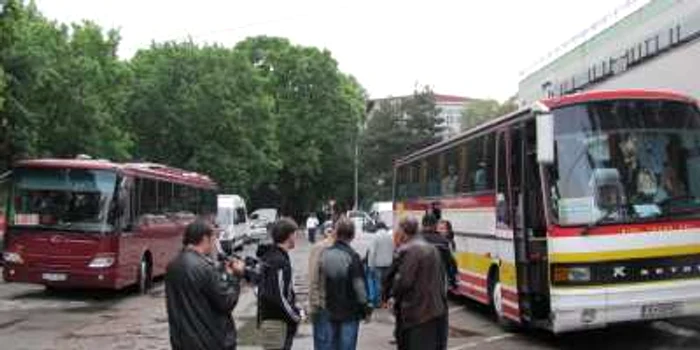 Dacă nu vor obține avizul transportatorilor, sindicaliștii UJSLI vor merge cu mașinile personale la București