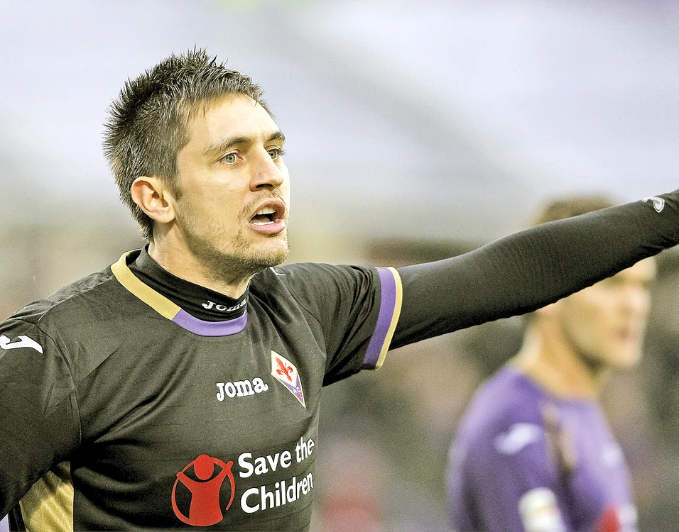 Ciprian Tătăruşanu e unul dintre puţinii români titulari la o echipă din campionatele tari. Cu el în poartă, Fiorentina se bate la titlu în Italia