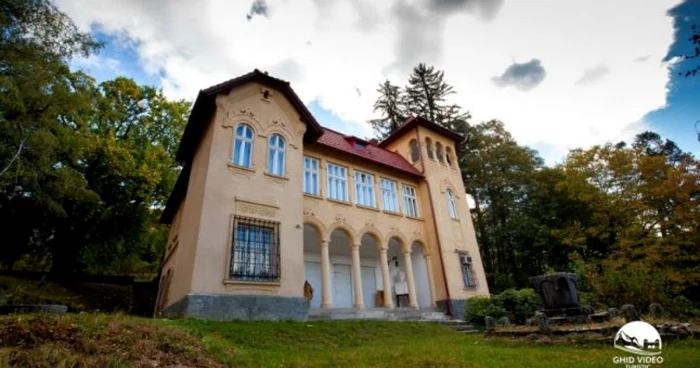 Complexul Muzeal Octavian Goga din Ciucea  FOTO: Ghid video turistic