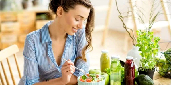 Cand ai făcut ultima detoxifiere? Şapte alimente care ne ajută să ne curăţăm ficatul în mod natural!