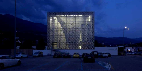 cladire aluminiu italia