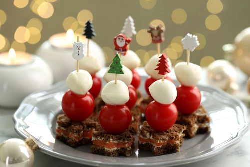 Tartine cu somon  Sursa foto shutterstock 2644013155 jpg