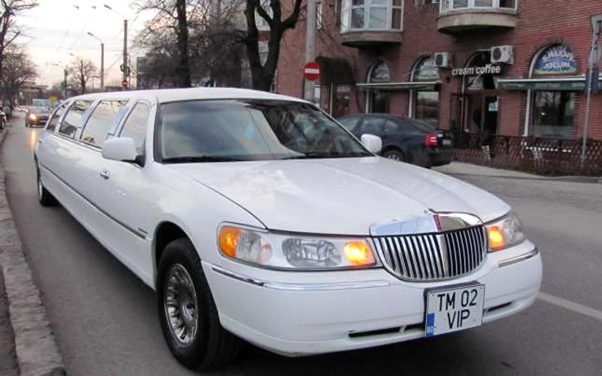 Limuzină Lincoln la Timişoara