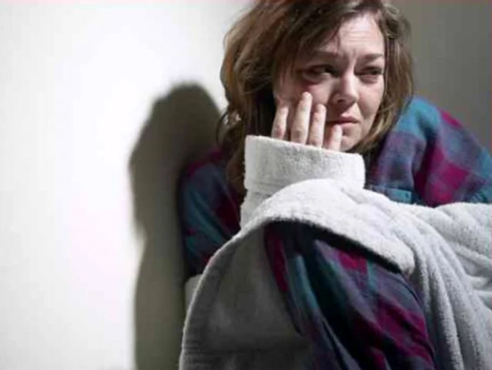 
    Prin violenţă fizică şi tortură psihică, se creează o legătură de dependenţă între criminali şi victime  