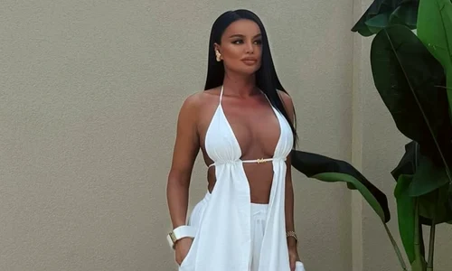 claudia iosif instagram jpg