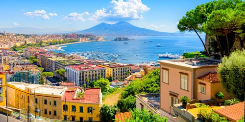 NAPOLI shutterstock 2209177981 jpeg