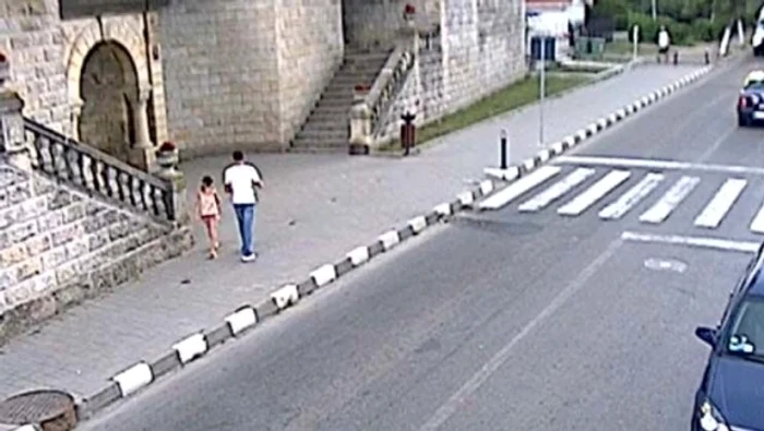 Pedofiul a fost filmat cu victima