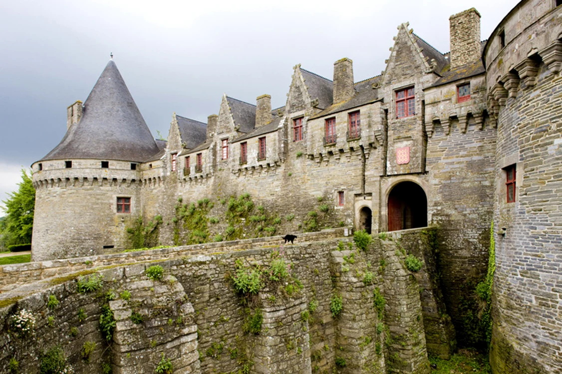 Castelul Pontivy,  Bretania (sec. XV)