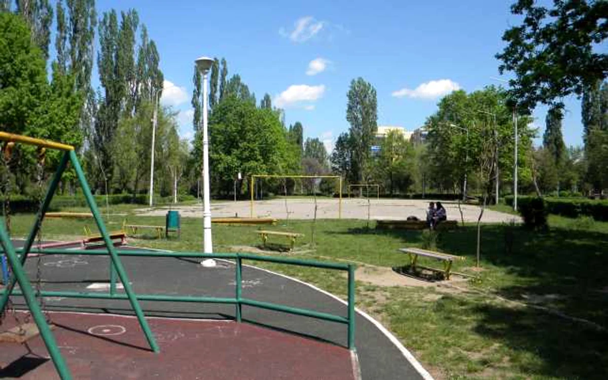 Parcul Andrei Muresanu va adăposti o baza sportivă modernă de mini-fotbal. FOTO Dana Mihai