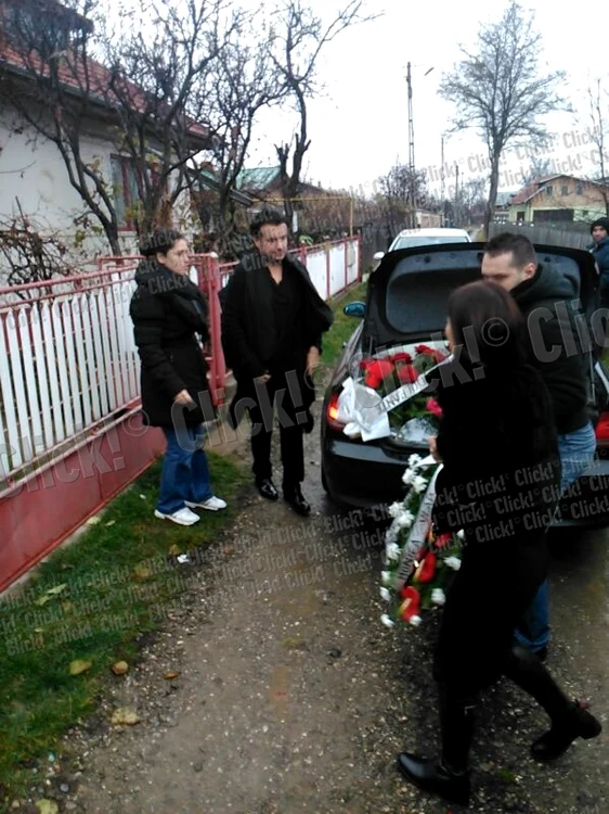 Inmormantarea mamei Ritei Muresan