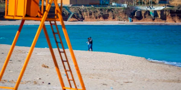 Litoral de 1 Mai - Vama Veche Sursa Facebook Rock's Sat Vama Veche