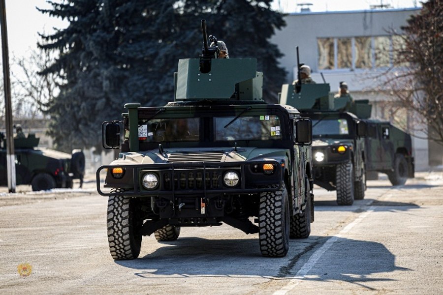 America modernizează Armata Republicii Moldova. I-a oferit 29 de vehicule militare de tip Hummer