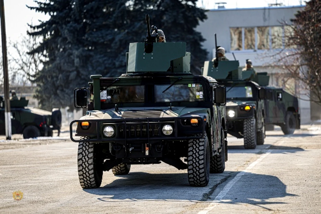 SUA a oferit 29 de vehicule militare Armatei Republicii Moldova. FOTO: Army.md