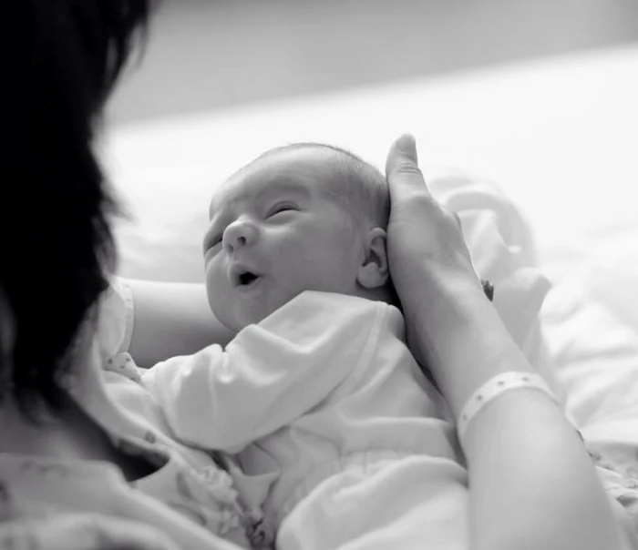 Andreea Esca este pur şi simplu topită după simpaticul băieţel al Ralucăi Arvat